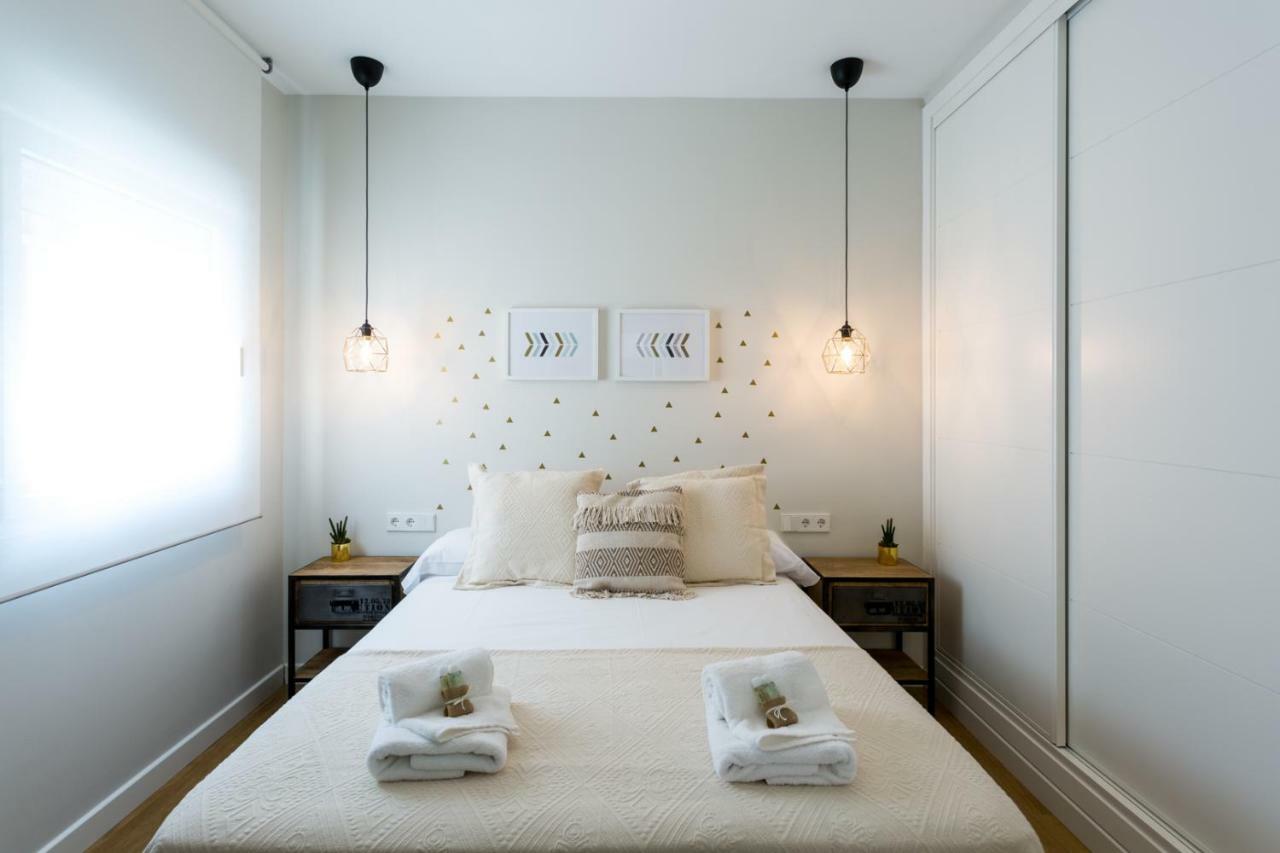 El Rio Apartment Sevilla Bagian luar foto