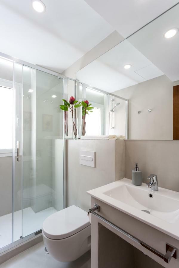 El Rio Apartment Sevilla Bagian luar foto