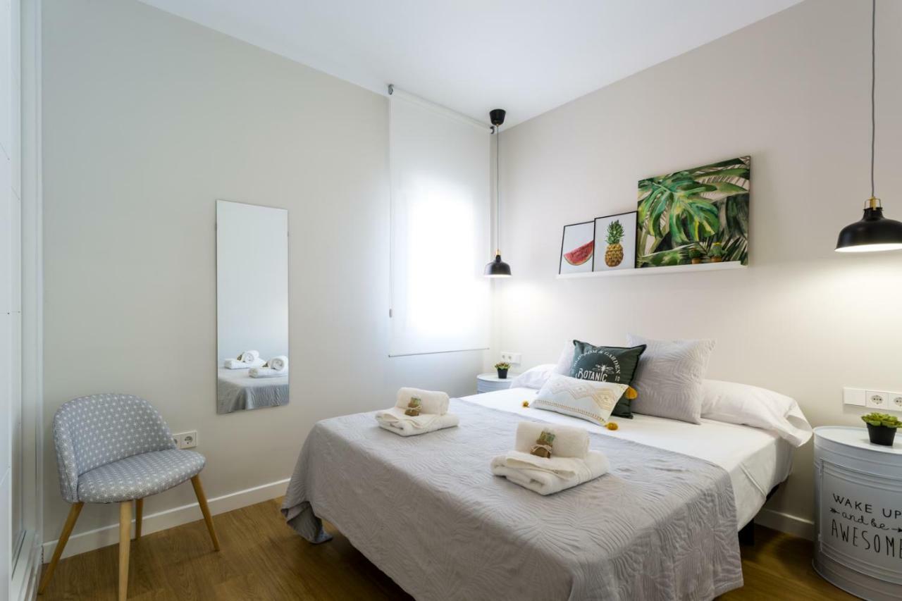 El Rio Apartment Sevilla Bagian luar foto